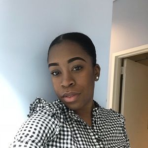 Meet your Posher, Ariel